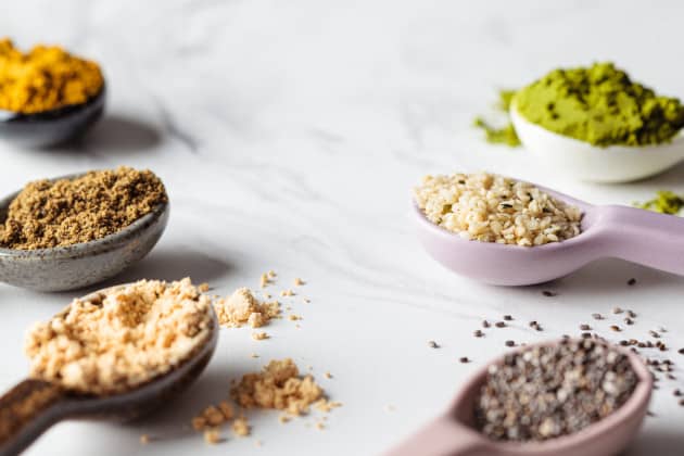 Helpt maca poeder met afvallen? En zo ja, hoe werkt dat dan? Dat lees je in dit artikel.